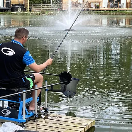 Oak Boutique Includes Hot Tub Air Con & Dog Dom wakacyjny York