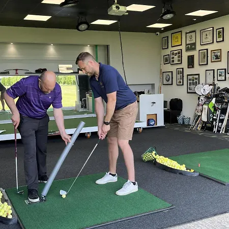 Holiday home Oak Boutique Includes Hot Tub Air Con & Dog