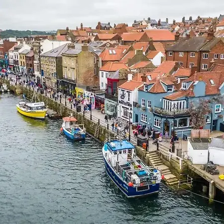 Holiday home Oak Boutique Includes Hot Tub Air Con & Dog York