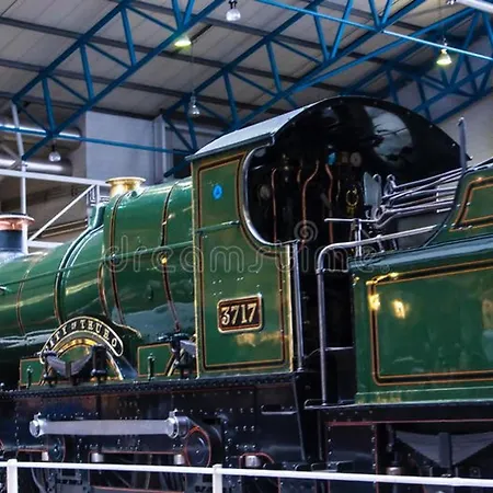 Oak Boutique Includes Hot Tub Air Con & Dog 펜션 요크