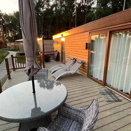 Oak Boutique Includes Hot Tub Air Con & Dog يورك